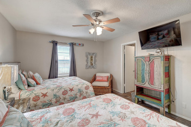 Lake House Coastal cottage full of mermaid charm, 5 blocks from Fulton Beach., , on Gulf of Mexico - Aransas Bay in Texas - Lakehouse Vacation Rental - Lake Home for rent on LakeHouseVacations.com