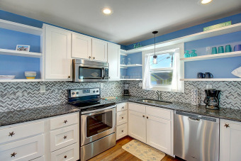 Lake House ISLAND VIBES 2.0, with gulf breezes, close beaches and a private pool!, , on Gulf of Mexico - Port Aransas in Texas - Lakehouse Vacation Rental - Lake Home for rent on LakeHouseVacations.com