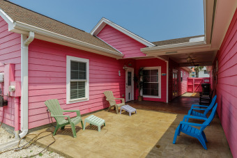 Lake House Cabana Flamingo TMRQ203K-Colorful Coastal Cottage W Private Patio & Pool, , on Gulf of Mexico - Corpus Christi in Texas - Lakehouse Vacation Rental - Lake Home for rent on LakeHouseVacations.com