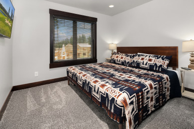 Lake House New, Luxury Home in Suncadia! Great Value * Hot Tub * Specials!, , on Lake Cle Elum in Washington - Lakehouse Vacation Rental - Lake Home for rent on LakeHouseVacations.com