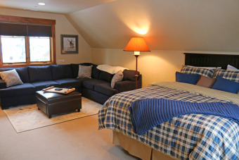 Lake House Suncadia's Best! Three Sisters Lodge * 3 Masters * Game Room * Hot Tub * Pets, , on Lake Cle Elum in Washington - Lakehouse Vacation Rental - Lake Home for rent on LakeHouseVacations.com