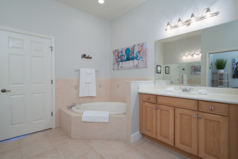 Lake House NEW FURNISHINGS, DIRECT OCEANFRONT CORNER UNIT 721!, , on (private lake) in Florida - Lakehouse Vacation Rental - Lake Home for rent on LakeHouseVacations.com