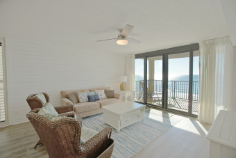 Lake House Gulf Front - Completely Renovated - New Rental - Signature Properties, , on Gulf of Mexico - Orange Beach in Alabama - Lakehouse Vacation Rental - Lake Home for rent on LakeHouseVacations.com