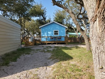 Lake House 11 super cute efficiency cottage tucked away on a quiet, private half acre.., , on Gulf of Mexico - Aransas Bay in Texas - Lakehouse Vacation Rental - Lake Home for rent on LakeHouseVacations.com