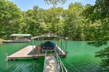  Ad# 20851 lake house for rent on LakeHouseVacations.com, lakehouse, lake home rental, lakehome for rent, vacation, holiday, lodging, lake