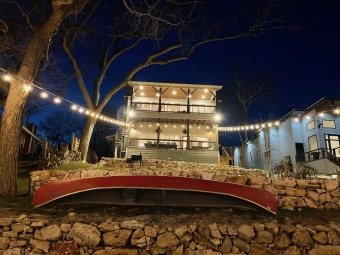 Lake House Luxurious Guadalupe Riverfront Home! 2 beautiful decks, 2 fire pit. 2 dogs!, , on Guadalupe River - Comal County in Texas - Lakehouse Vacation Rental - Lake Home for rent on LakeHouseVacations.com
