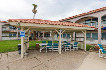 Lake House Surfside 107-First Floor, Pet Friendly W Spacious Interior & Heated Pool, , on Gulf of Mexico - Corpus Christi in Texas - Lakehouse Vacation Rental - Lake Home for rent on LakeHouseVacations.com