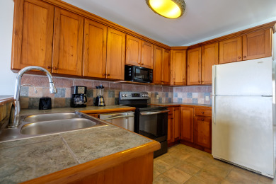  Ad# 20904 lake house for rent on LakeHouseVacations.com, lakehouse, lake home rental, lakehome for rent, vacation, holiday, lodging, lake
