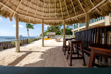 Lake House Beachfront. Close to Secret Beach. Kayaks. Bikes. Pool. Paddleboards. 4BDR, , on  in Belize District - Lakehouse Vacation Rental - Lake Home for rent on LakeHouseVacations.com