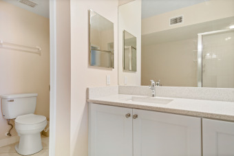 Lake House Luxury Direct Beachfront - Huge Private Balcony , , on  in Florida - Lakehouse Vacation Rental - Lake Home for rent on LakeHouseVacations.com