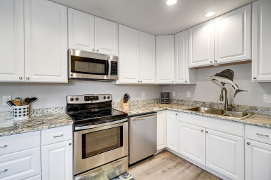  Ad# 20952 lake house for rent on LakeHouseVacations.com, lakehouse, lake home rental, lakehome for rent, vacation, holiday, lodging, lake