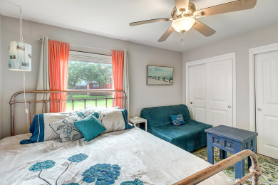  Ad# 20952 lake house for rent on LakeHouseVacations.com, lakehouse, lake home rental, lakehome for rent, vacation, holiday, lodging, lake