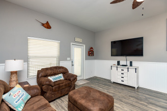 Lake House Village by the Beach L830-Easy Access to Pool & Beach, Pet Friendly!, , on Gulf of Mexico - Corpus Christi in Texas - Lakehouse Vacation Rental - Lake Home for rent on LakeHouseVacations.com