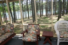 Lake House 2-209c: Tugaloo Park-12mi; Holcomb-2mi; 1 Level; Gas Fireplace; Screen Porch; 2 Kings, , on Lake Hartwell in Georgia - Lakehouse Vacation Rental - Lake Home for rent on LakeHouseVacations.com