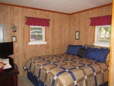  Ad# 11746 lake house for rent on LakeHouseVacations.com, lakehouse, lake home rental, lakehome for rent, vacation, holiday, lodging, lake