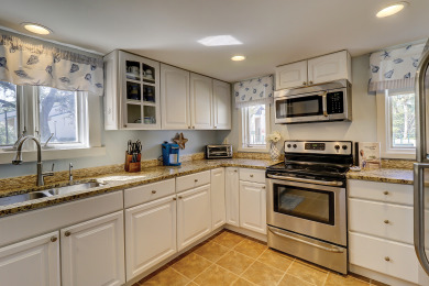 Lake House 257 Stoney Creek - Fresh & Fun Pet Friendly Harbour Town Townhouse!, , on  in South Carolina - Lakehouse Vacation Rental - Lake Home for rent on LakeHouseVacations.com