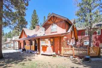 Lake House Adorable log cabin! HOT TUB! Family escape - Lake, Village, walk to Forest, , on Big Bear Lake in California - Lakehouse Vacation Rental - Lake Home for rent on LakeHouseVacations.com