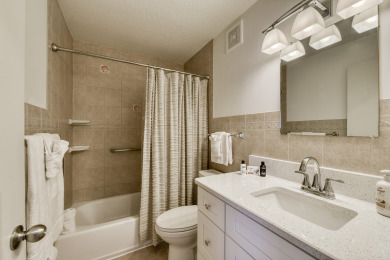  Ad# 21016 lake house for rent on LakeHouseVacations.com, lakehouse, lake home rental, lakehome for rent, vacation, holiday, lodging, lake