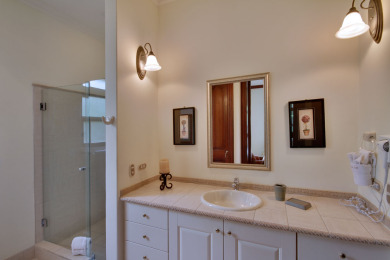  Ad# 21068 lake house for rent on LakeHouseVacations.com, lakehouse, lake home rental, lakehome for rent, vacation, holiday, lodging, lake