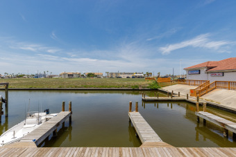 Lake House Island Dreams CMH101K-Waterfront Condo W Boat Slips & Tropical Pool, , on  in Texas - Lakehouse Vacation Rental - Lake Home for rent on LakeHouseVacations.com