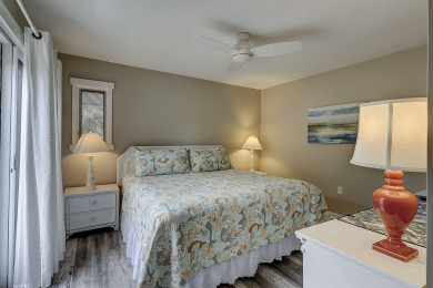 Lake House 258 Stoney Creek. Lovely 3 Bedroom Townhouse in Harbour Town, , on  in South Carolina - Lakehouse Vacation Rental - Lake Home for rent on LakeHouseVacations.com