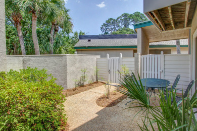 Lake House 258 Stoney Creek. Lovely 3 Bedroom Townhouse in Harbour Town, , on  in South Carolina - Lakehouse Vacation Rental - Lake Home for rent on LakeHouseVacations.com