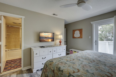 Lake House 258 Stoney Creek. Lovely 3 Bedroom Townhouse in Harbour Town, , on  in South Carolina - Lakehouse Vacation Rental - Lake Home for rent on LakeHouseVacations.com