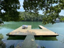 Lake House Witt's Cove Landing - 5bd, 3.5ba, Now freshly stained, come enjoy this view!, on Norris Lake in Tennessee - Lakehouse Vacation Rental - Lake Home for rent on LakeHouseVacations.com