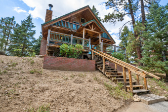 Lake House CUTE log cabin in Upper Moonridge, in the forest Walk to SLOPES CLOSE to LAKE, , on Big Bear Lake in California - Lakehouse Vacation Rental - Lake Home for rent on LakeHouseVacations.com