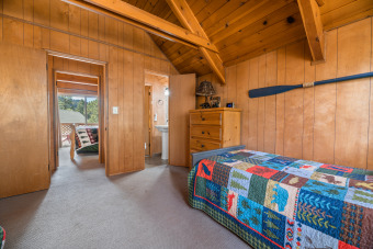 Lake House CUTE log cabin in Upper Moonridge, in the forest Walk to SLOPES CLOSE to LAKE, , on Big Bear Lake in California - Lakehouse Vacation Rental - Lake Home for rent on LakeHouseVacations.com