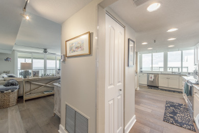Lake House Top Floor Penthouse - Direct Beachfront, , on  in Florida - Lakehouse Vacation Rental - Lake Home for rent on LakeHouseVacations.com