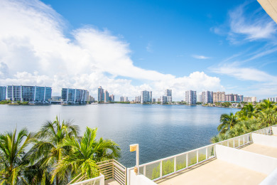 Lake House Modern condo with amazing intracoastal views, , on  in Florida - Lakehouse Vacation Rental - Lake Home for rent on LakeHouseVacations.com