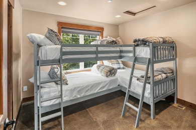  Ad# 21463 lake house for rent on LakeHouseVacations.com, lakehouse, lake home rental, lakehome for rent, vacation, holiday, lodging, lake