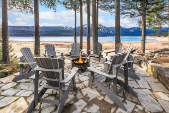 Lake House Professionally remodeled stunner on Lake Cle Elum! On the Beach*Pet Friendly, , on Lake Cle Elum in Washington - Lakehouse Vacation Rental - Lake Home for rent on LakeHouseVacations.com