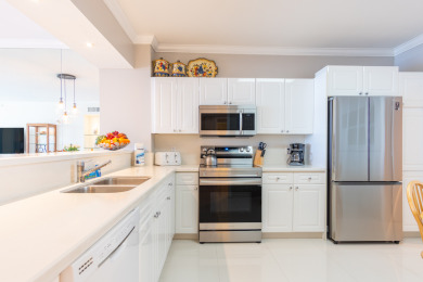 Lake House Bright & Spacious Condo with Breathtaking Bay Views + WiFi, , on Atlantic Ocean - Sunny Isles Beach in Florida - Lakehouse Vacation Rental - Lake Home for rent on LakeHouseVacations.com
