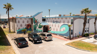Lake House Surfside 215K-Second Floor, Two Bedroom W Spacious Courtyard, , on Gulf of Mexico - Corpus Christi in Texas - Lakehouse Vacation Rental - Lake Home for rent on LakeHouseVacations.com