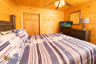 Lake House Heavenly Creekside Your Smoky Mountain Sanctuary by the Stream!, , on Cosby Creek in Tennessee - Lakehouse Vacation Rental - Lake Home for rent on LakeHouseVacations.com