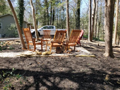Lake House Don't Rush, Just Relax in This Gatlinburg Cabin! - Cozy Retreat for Two, , on West Prong Little Pigeon River - Gatlinburg in Tennessee - Lakehouse Vacation Rental - Lake Home for rent on LakeHouseVacations.com