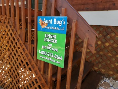 Lake House Don't Rush, Just Relax in This Gatlinburg Cabin! - Cozy Retreat for Two, , on West Prong Little Pigeon River - Gatlinburg in Tennessee - Lakehouse Vacation Rental - Lake Home for rent on LakeHouseVacations.com