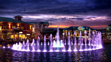 Lake House Weave Your Perfect Romantic Smoky Mountain Getaway!, , on West Prong Little Pigeon River - Gatlinburg in Tennessee - Lakehouse Vacation Rental - Lake Home for rent on LakeHouseVacations.com