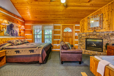 Lake House Weave Your Perfect Romantic Smoky Mountain Getaway!, , on West Prong Little Pigeon River - Gatlinburg in Tennessee - Lakehouse Vacation Rental - Lake Home for rent on LakeHouseVacations.com