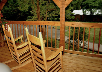 Lake House Weave Your Perfect Romantic Smoky Mountain Getaway!, , on West Prong Little Pigeon River - Gatlinburg in Tennessee - Lakehouse Vacation Rental - Lake Home for rent on LakeHouseVacations.com