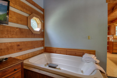 Lake House Weave Your Perfect Romantic Smoky Mountain Getaway!, , on West Prong Little Pigeon River - Gatlinburg in Tennessee - Lakehouse Vacation Rental - Lake Home for rent on LakeHouseVacations.com