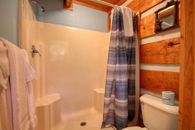 Lake House Weave Your Perfect Romantic Smoky Mountain Getaway!, , on West Prong Little Pigeon River - Gatlinburg in Tennessee - Lakehouse Vacation Rental - Lake Home for rent on LakeHouseVacations.com