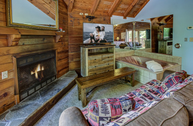 Lake House Find Your Inner Peace (and a Hot Tub!) in Gatlinburg Tranquil Cabin, , on West Prong Little Pigeon River - Gatlinburg in Tennessee - Lakehouse Vacation Rental - Lake Home for rent on LakeHouseVacations.com