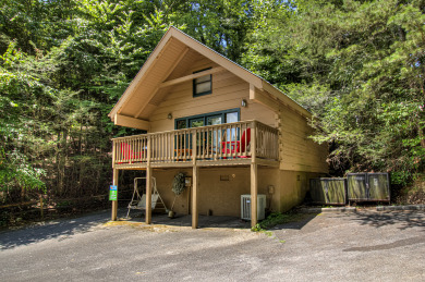 Lake House Find Your Inner Peace (and a Hot Tub!) in Gatlinburg Tranquil Cabin, , on West Prong Little Pigeon River - Gatlinburg in Tennessee - Lakehouse Vacation Rental - Lake Home for rent on LakeHouseVacations.com