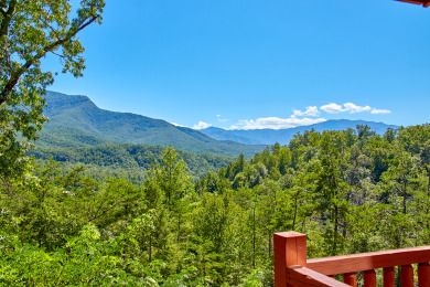 Lake House A Grand View Lodge Your Majestic Mountain Escape with Unforgettable Views!, , on West Prong Little Pigeon River - Gatlinburg in Tennessee - Lakehouse Vacation Rental - Lake Home for rent on LakeHouseVacations.com
