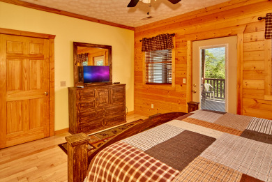 Lake House A Grand View Lodge Your Majestic Mountain Escape with Unforgettable Views!, , on West Prong Little Pigeon River - Gatlinburg in Tennessee - Lakehouse Vacation Rental - Lake Home for rent on LakeHouseVacations.com