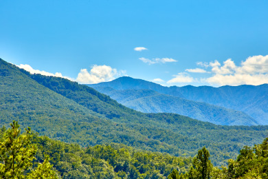 Lake House A Grand View Lodge Your Majestic Mountain Escape with Unforgettable Views!, , on West Prong Little Pigeon River - Gatlinburg in Tennessee - Lakehouse Vacation Rental - Lake Home for rent on LakeHouseVacations.com