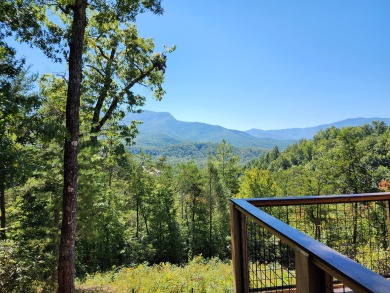 Lake House A Grand View Lodge Your Majestic Mountain Escape with Unforgettable Views!, , on West Prong Little Pigeon River - Gatlinburg in Tennessee - Lakehouse Vacation Rental - Lake Home for rent on LakeHouseVacations.com
